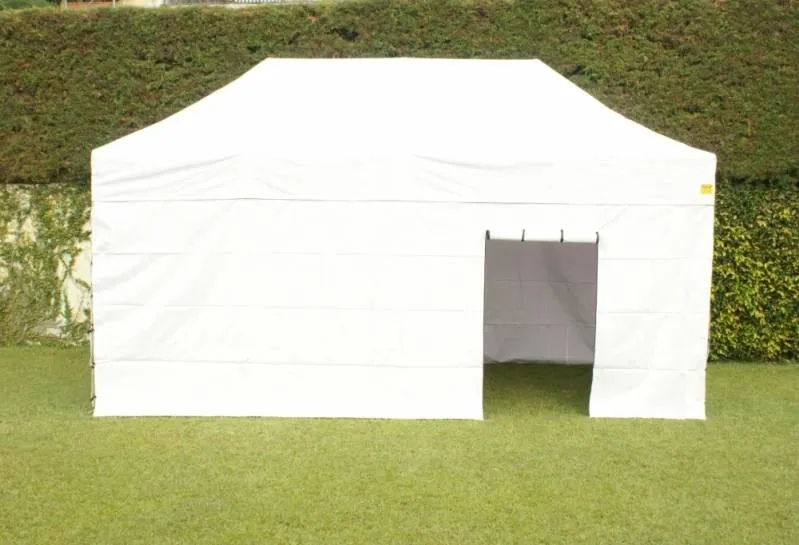 tenda fechada personalizada