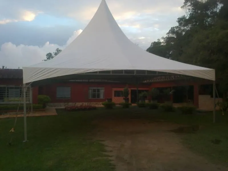 tendas chapéu de bruxa
