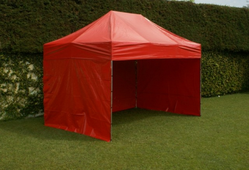 tenda com fechamento lateral