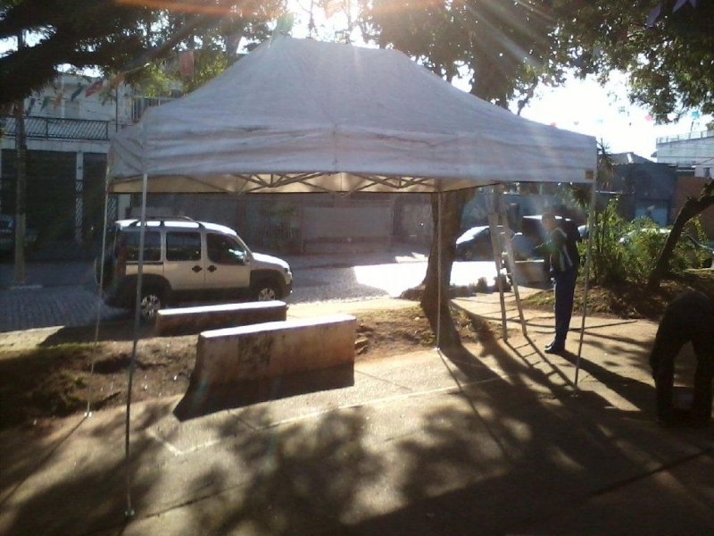 tenda sanfonada desmontável